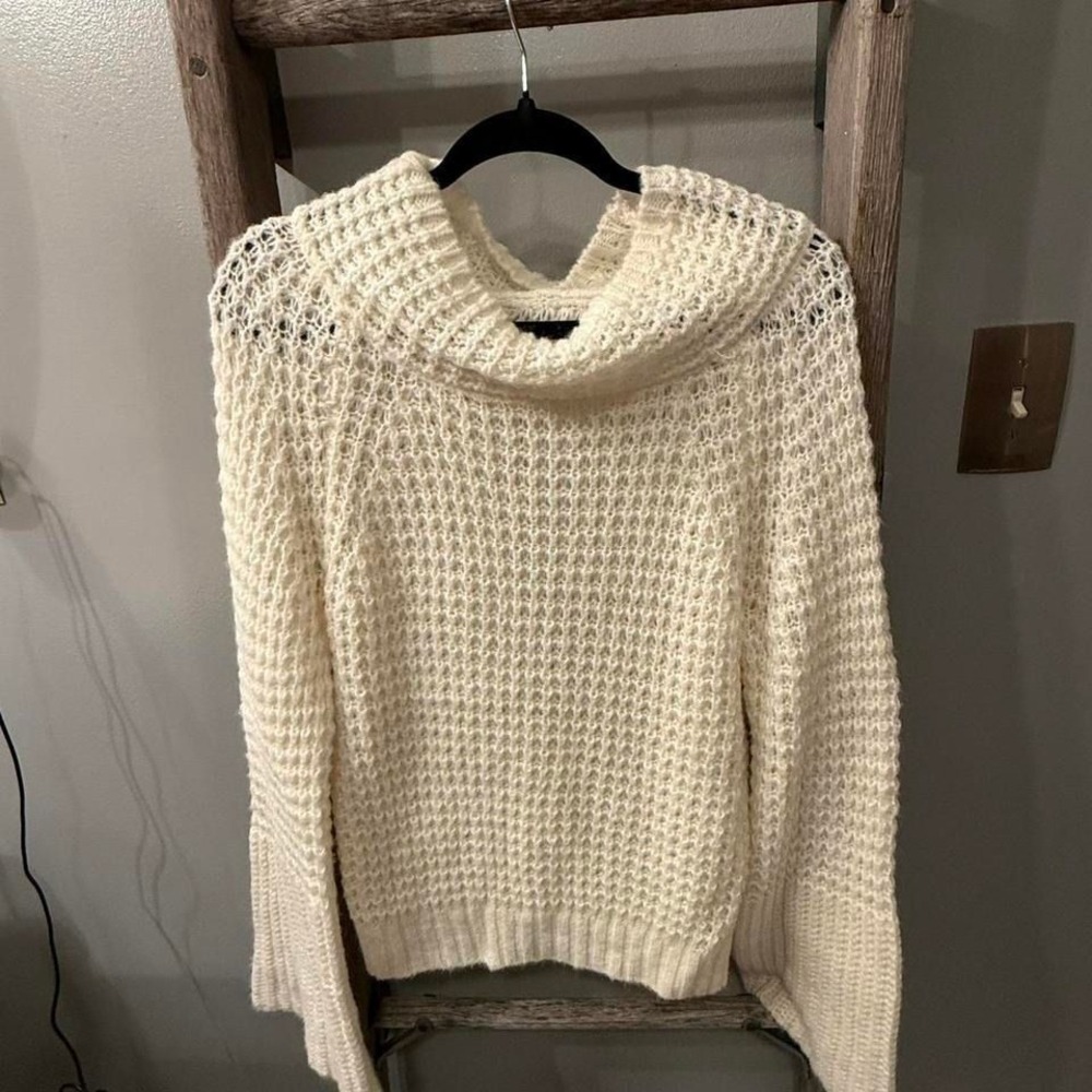 Maeve by Anthropologie cream sweater Size S' - Picture 2 of 5